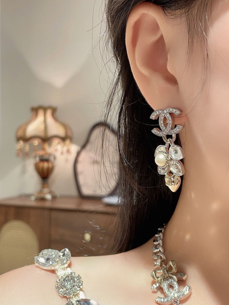 Ch**el earrings
